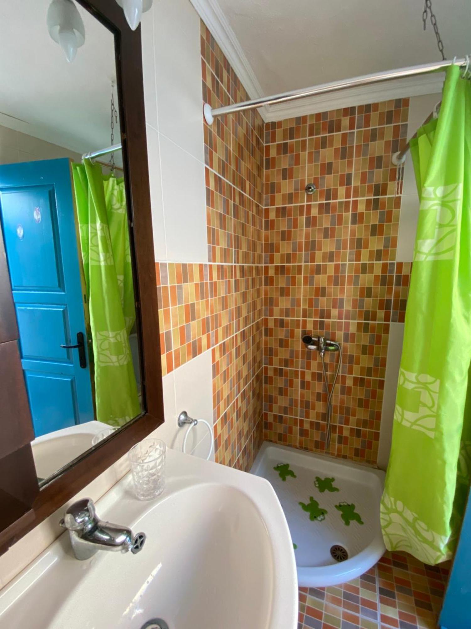 Kleopatra Sweet Home Symi Exterior foto