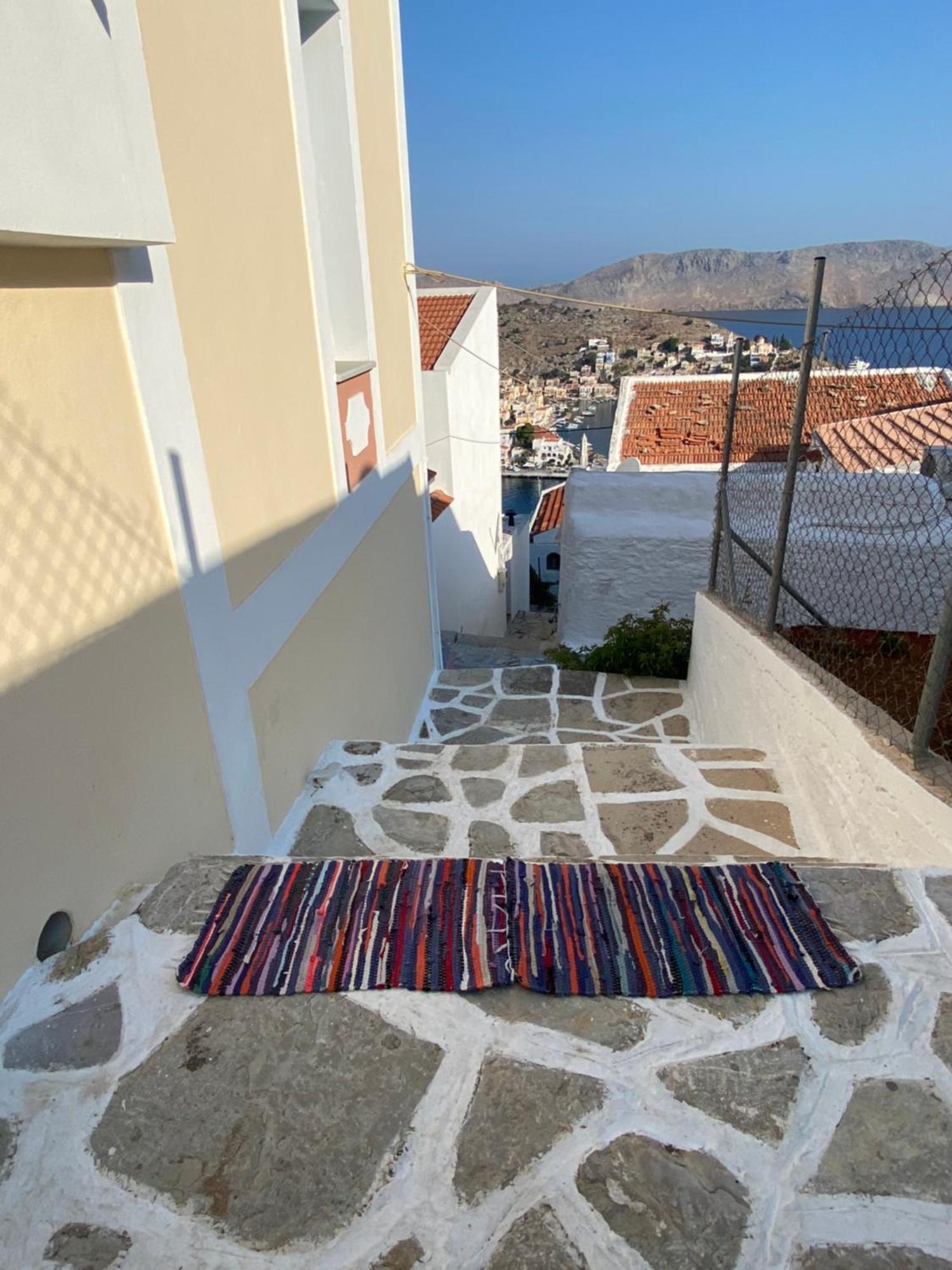 Kleopatra Sweet Home Symi Exterior foto